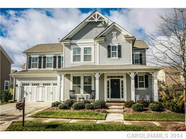 Stunning and immaculate shows like a Model Home !! It has all of the upgrades, granite, hardwoods, stainless, rod iron, custom island and 42" raised cabinetry. Open floor plan with the master on the main. There is a fenced in backyard with beautiful landscaping and irrigation. Nothing to do but move in. Comm. pool with lazy river, water slide, and fitness center. New elementary school fall 2014. Close to new Kingsley Park home on LPL Financial and Lash Group relocations.