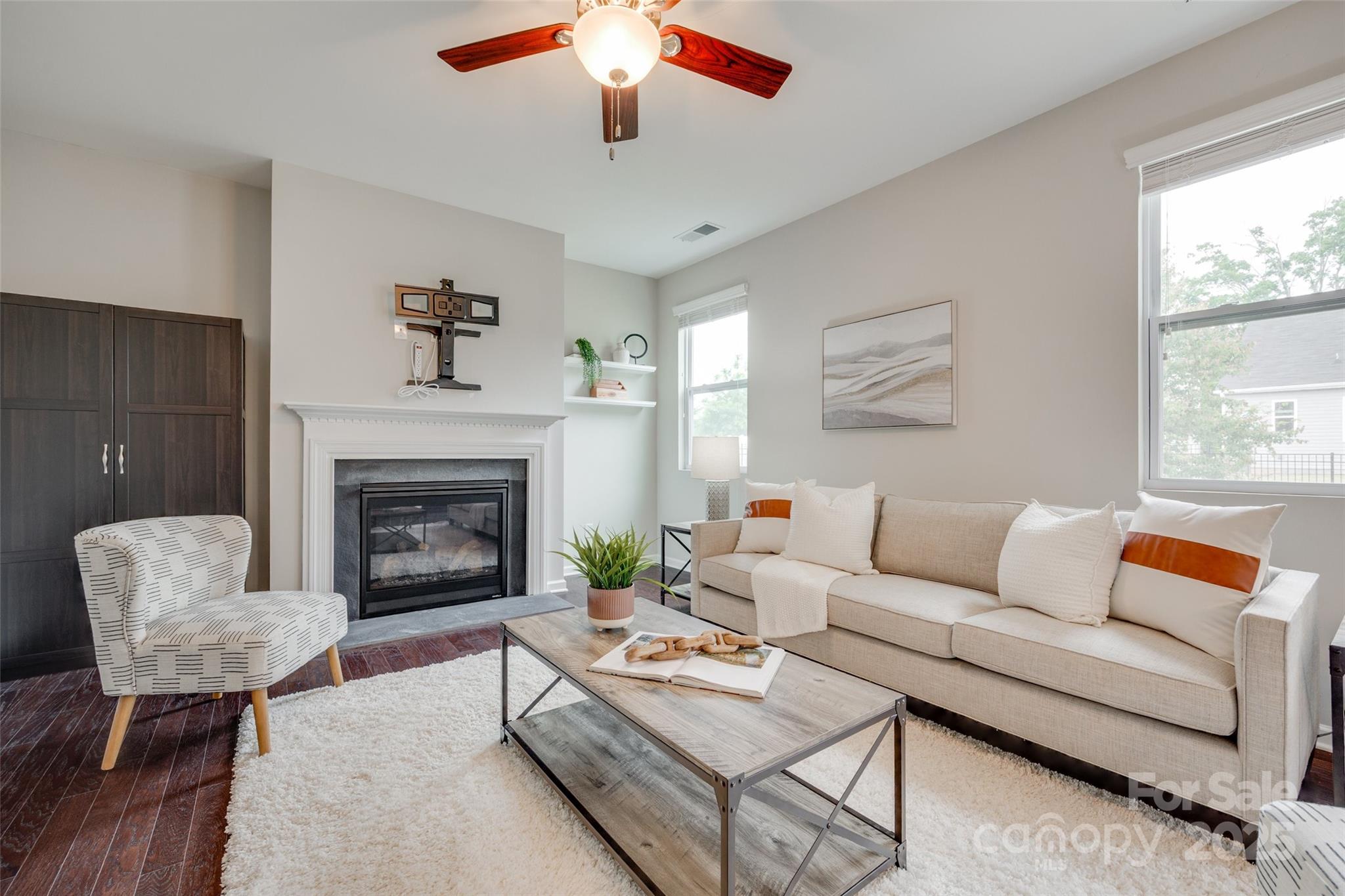 Kings Grove Manor - Residential