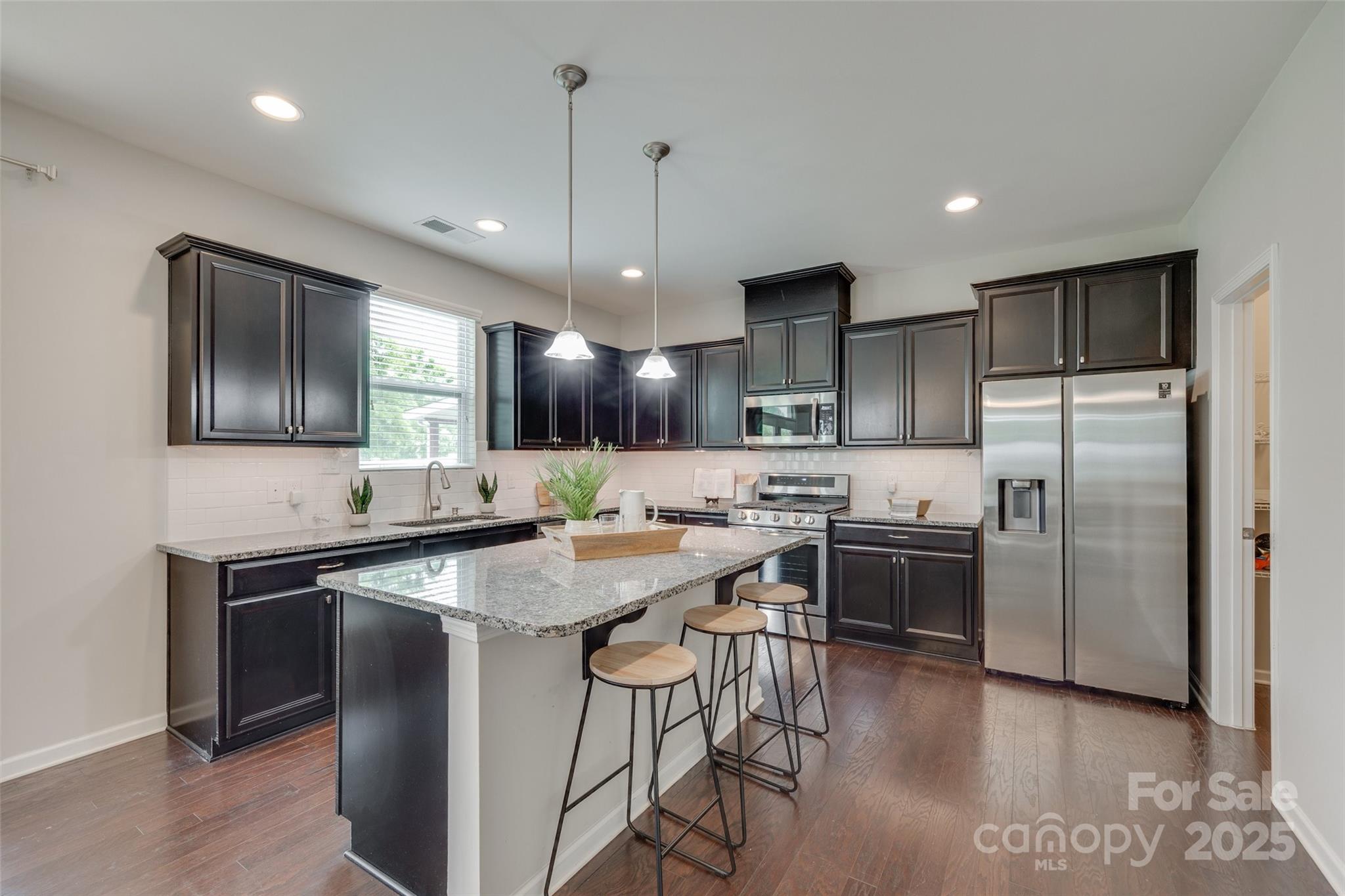Kings Grove Manor - Residential