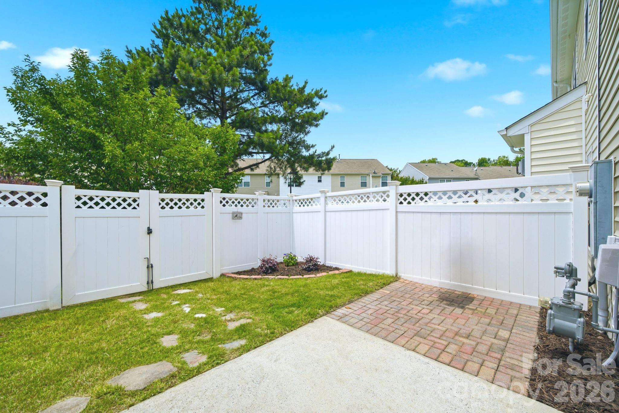 Charlotte Pines - Residential