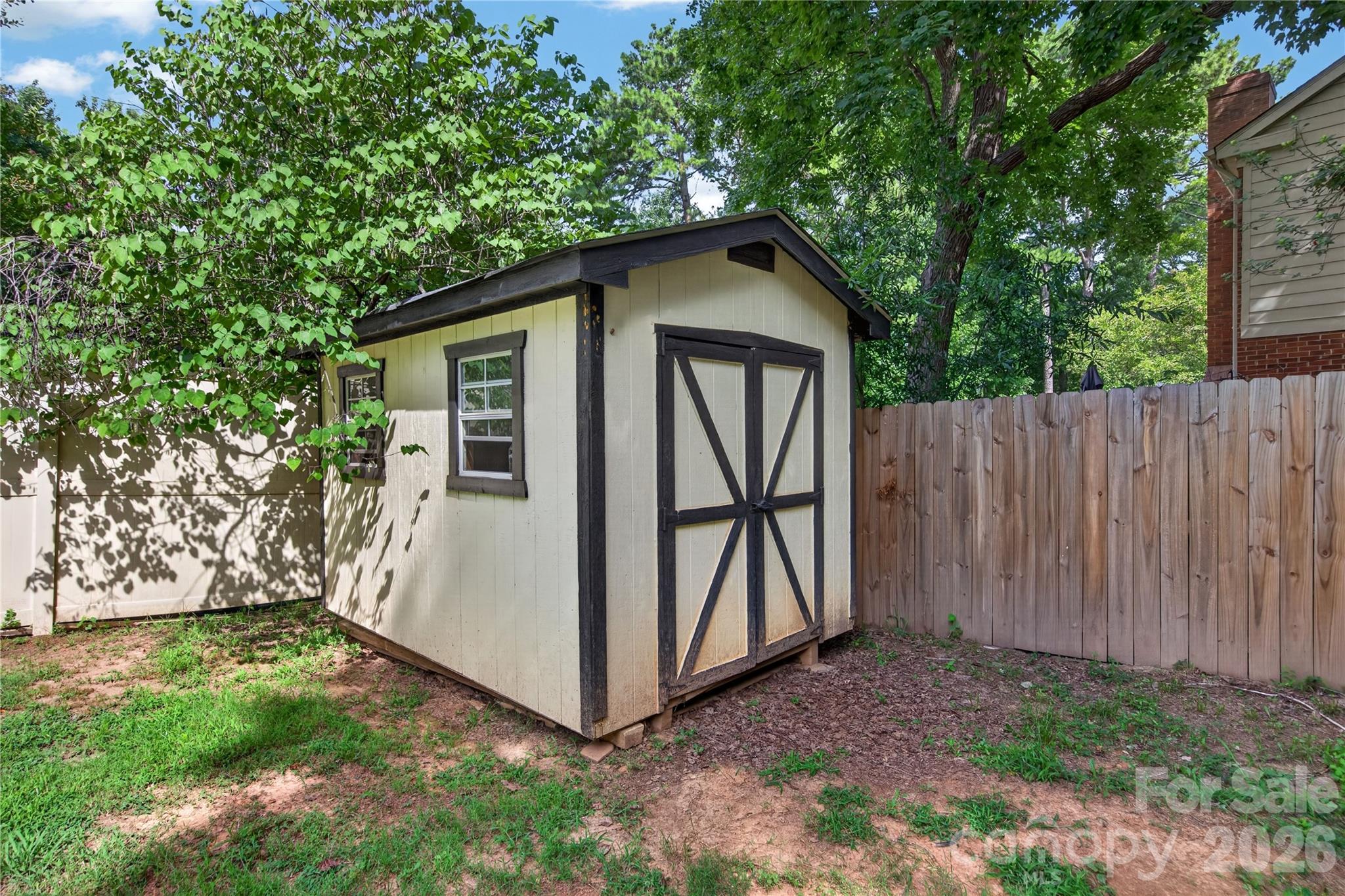 Sardis Forest - Residential