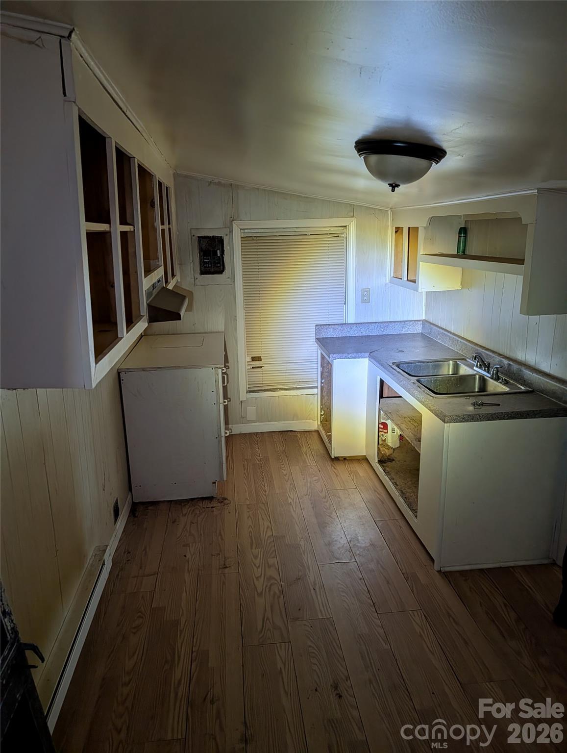 A great opportunity to remodel or start over fresh. Lots of new construction and renovations nearby. This home offers value and investment potential, come see it today!