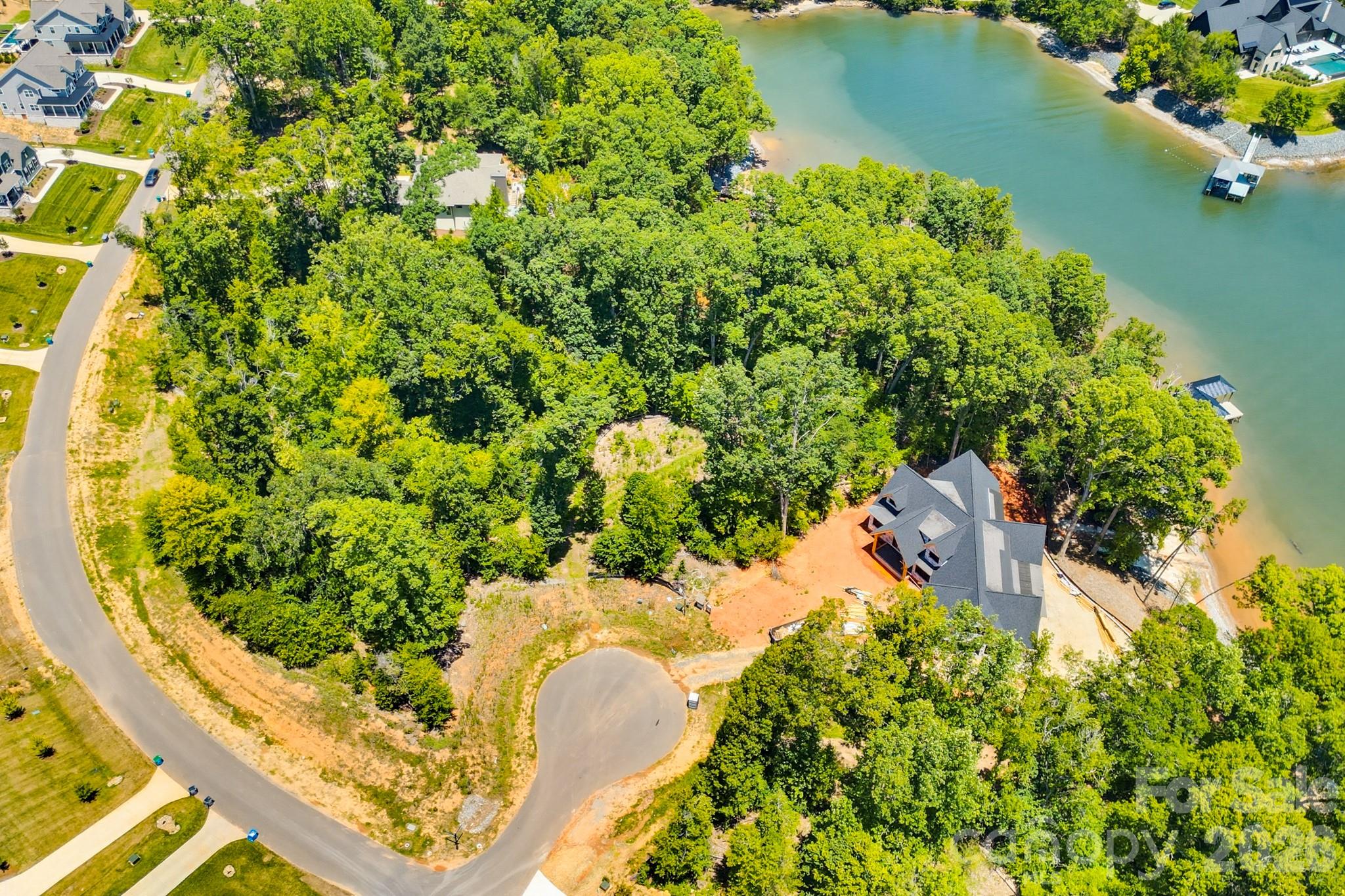 McLean - South Shore - Land