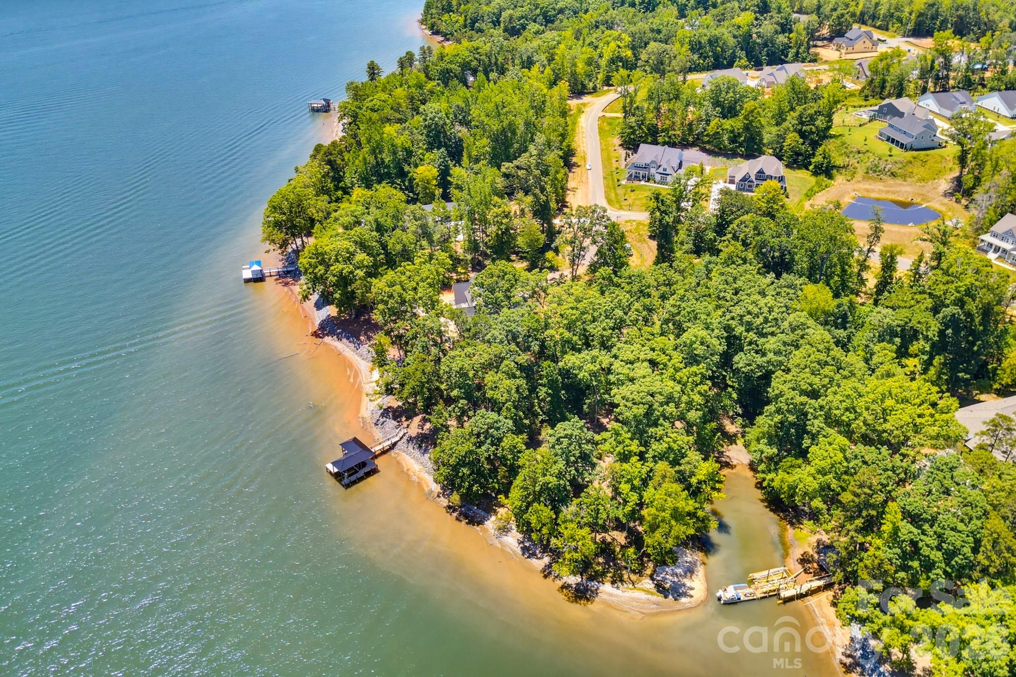McLean - South Shore - Land
