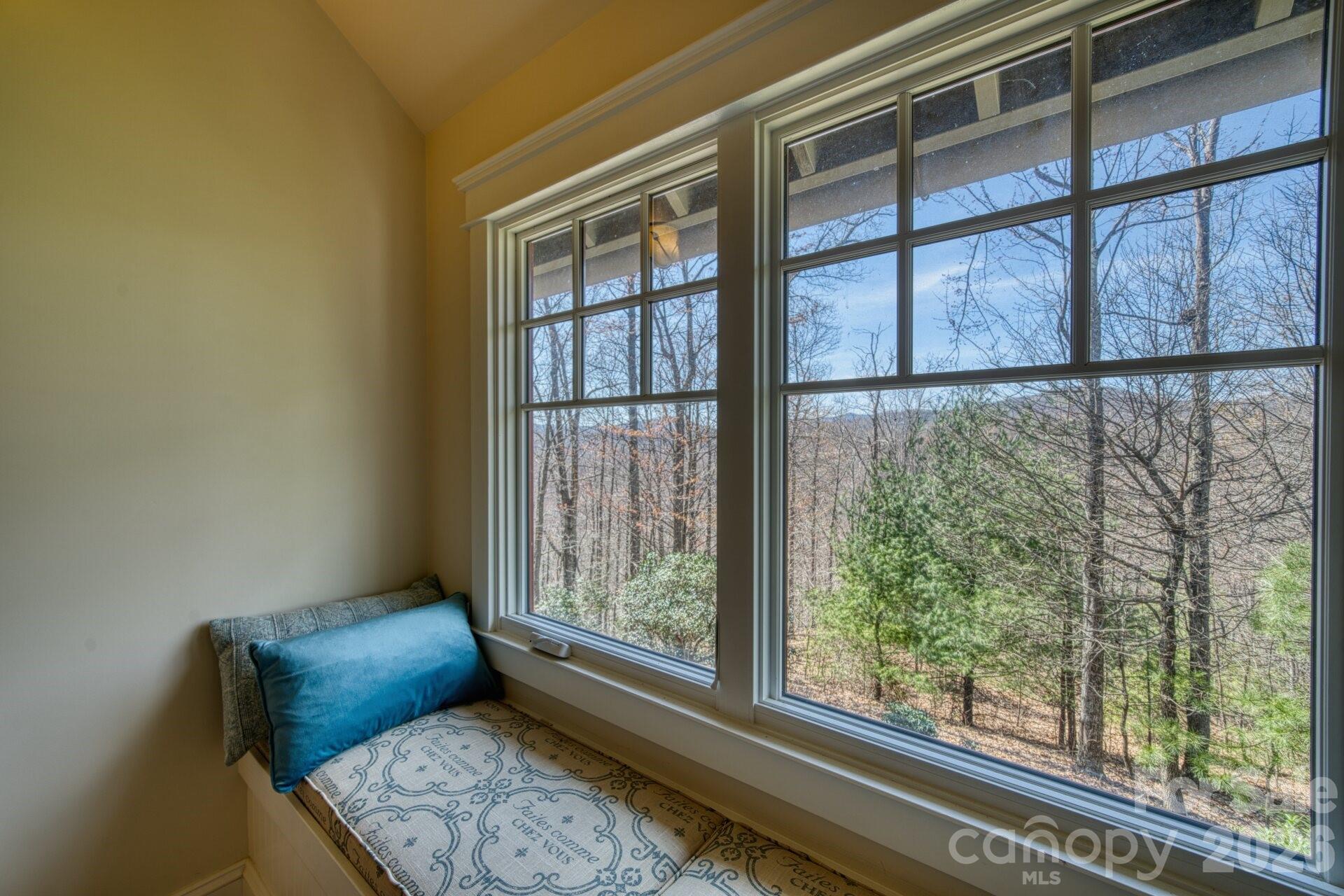 Creston - Residential