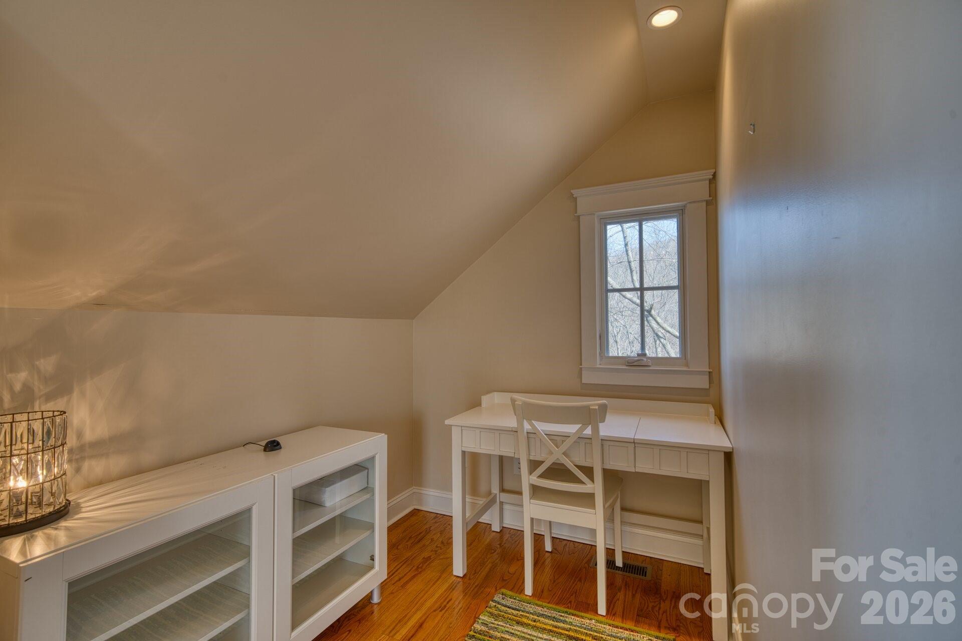 Creston - Residential