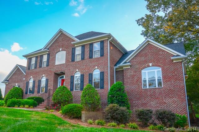 Custom Full Brick Estate & full walk out basement in Tallwood. Sits on 1.26 acres, 2 car side entry garage on main & 2 car side entry garage at basement.  Expansive deck connects basement & inground pool. Features granite, refinished hardwoods, ceramic tile, lighting/hardware, and new carpet. Master Bath with tile shower, double raised vanity & jacuzzi tub. Sep. living quarters in basement.