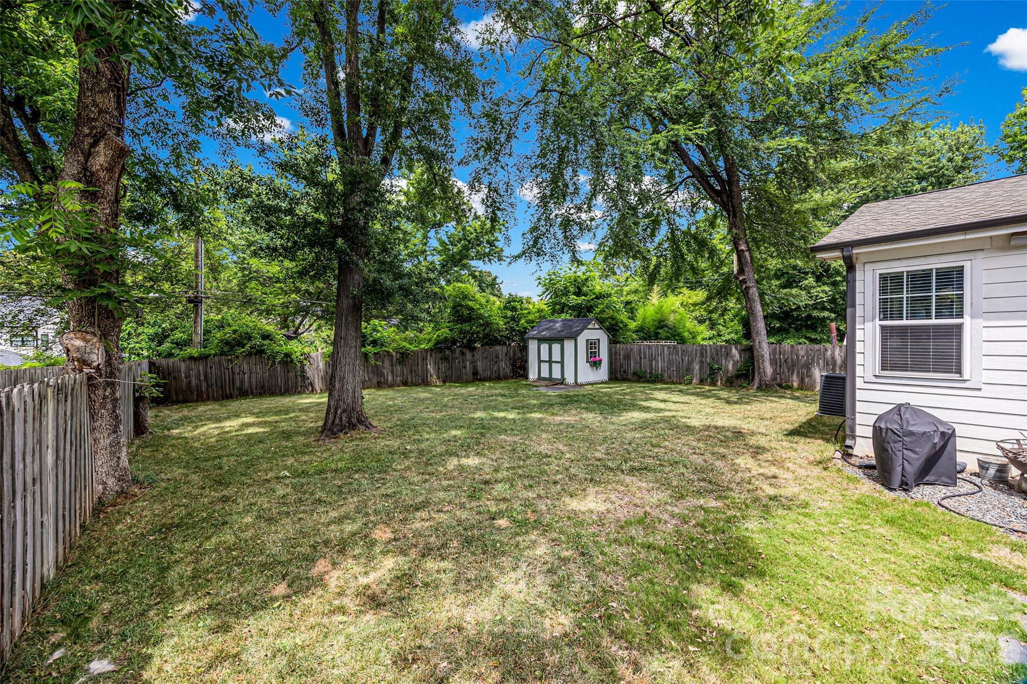 Camp Green - Residential