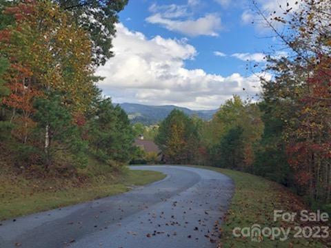 Straus Park - Land