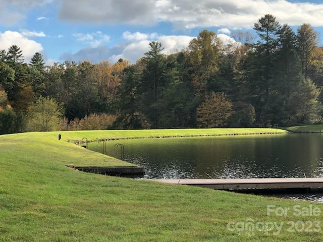 Straus Park - Land