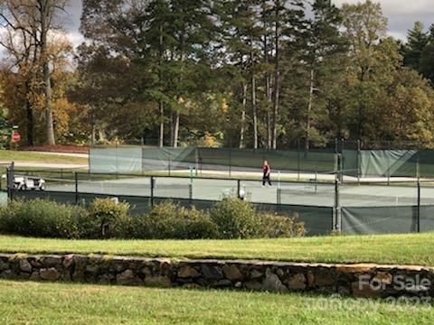 Straus Park - Land