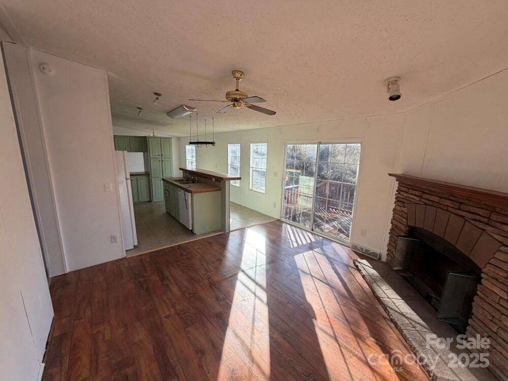 Annie Trace - Residential