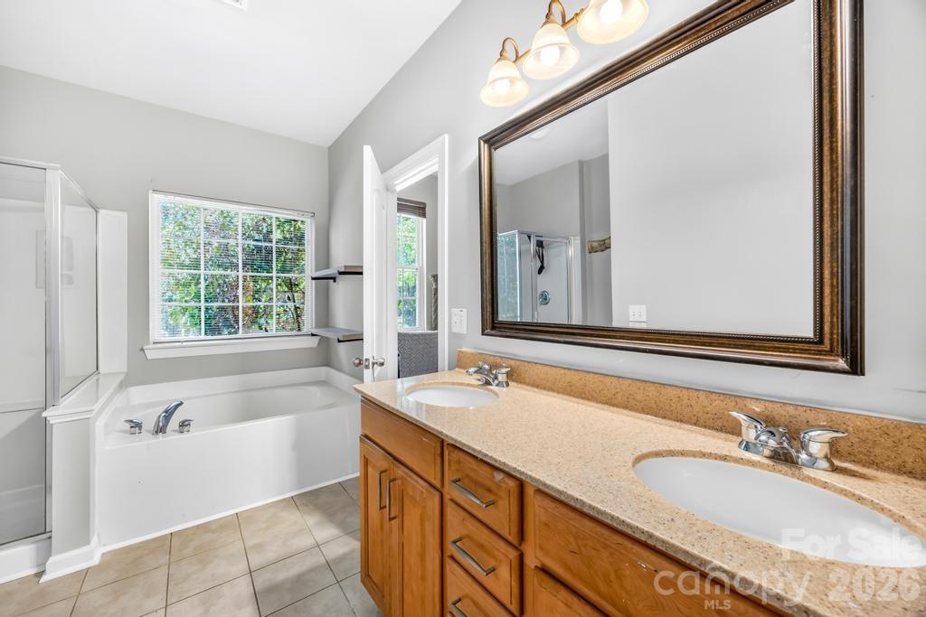Wesley Oaks - Residential