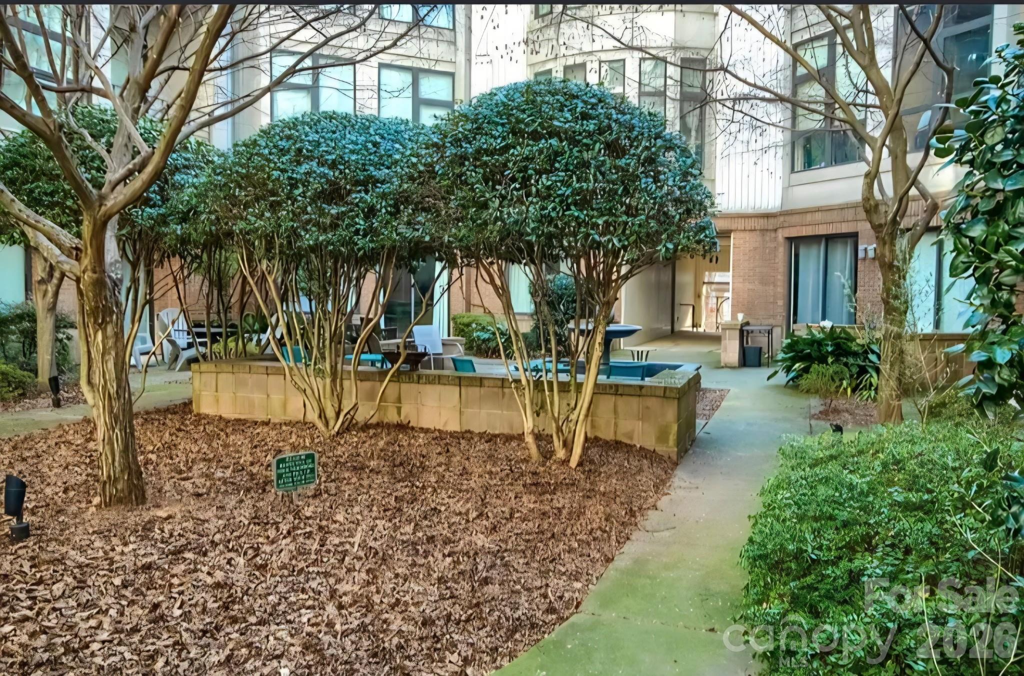 Court 6 - Residential