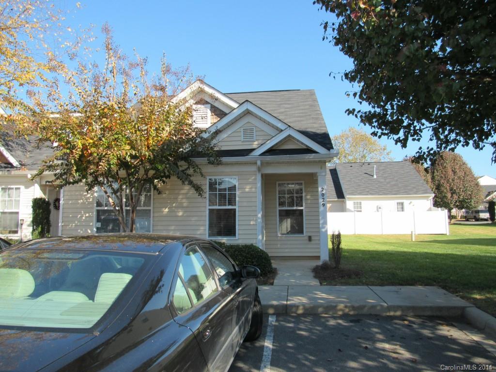 Bright 3 bedroom 2 full bath end unit. Master bedroom down,new laminate hardwoods on first level, new carpet upstairs,washer/dryer included, fresh paint, all new stainless applainces, two pasking spcaes and all in great location. Community offers pool, club house and play ground.