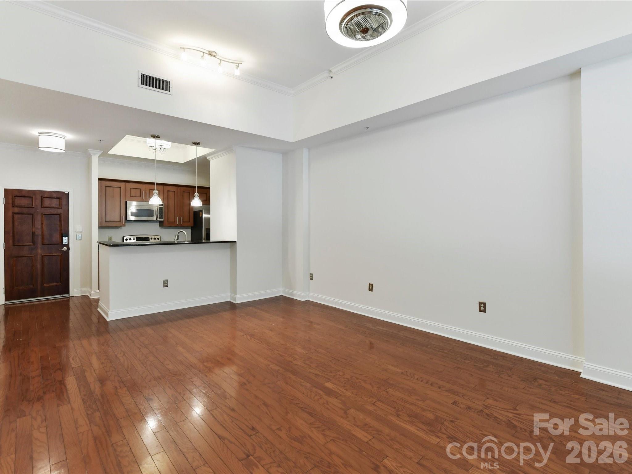 Fifth and Poplar - Residential