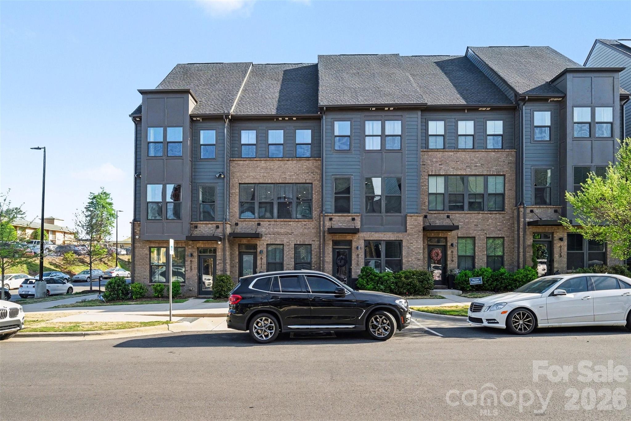 Southrail Station - Residential