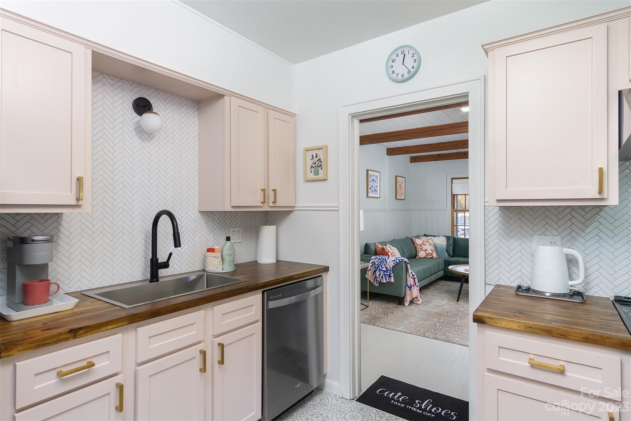 Royal Pines - Residential