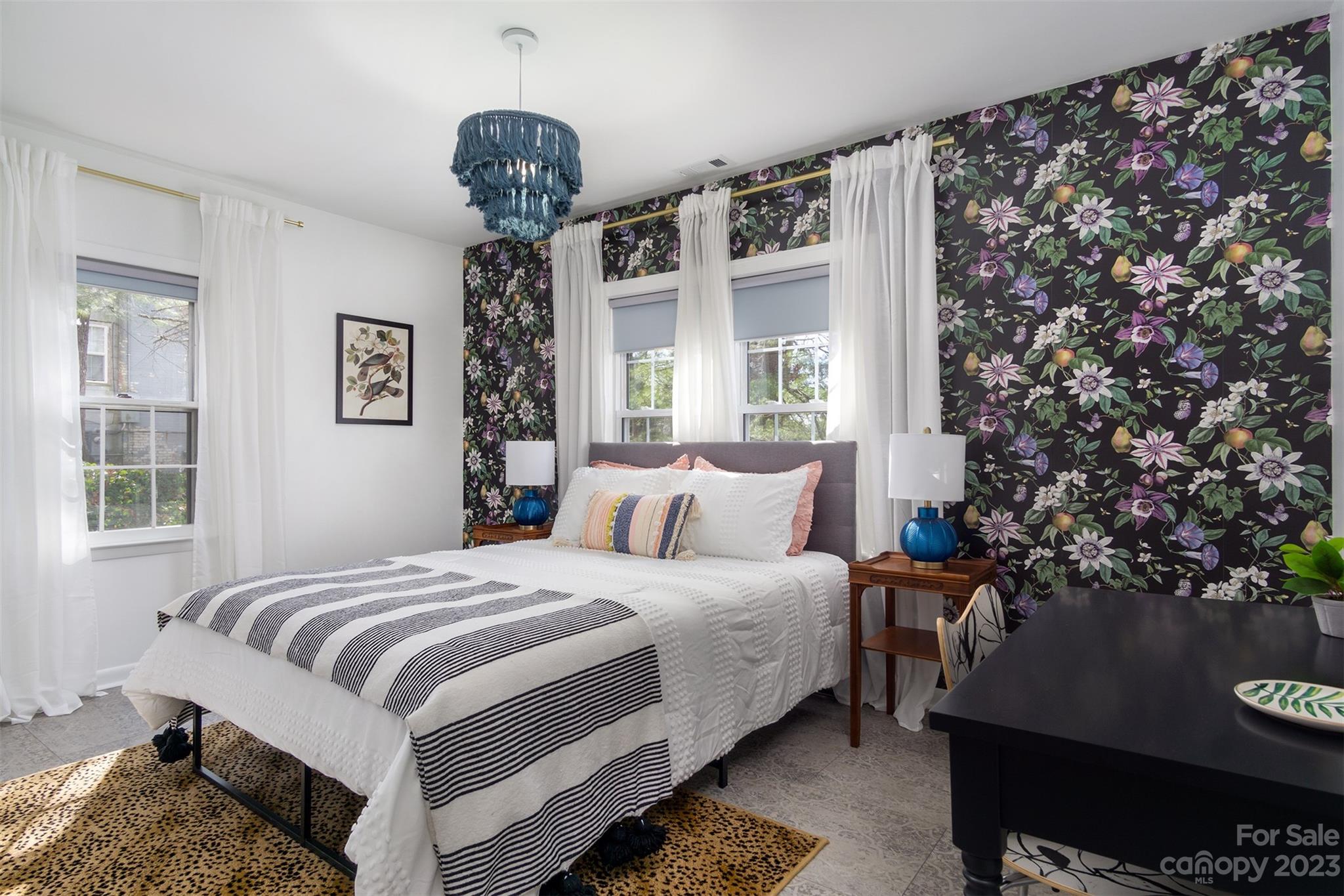 Royal Pines - Residential