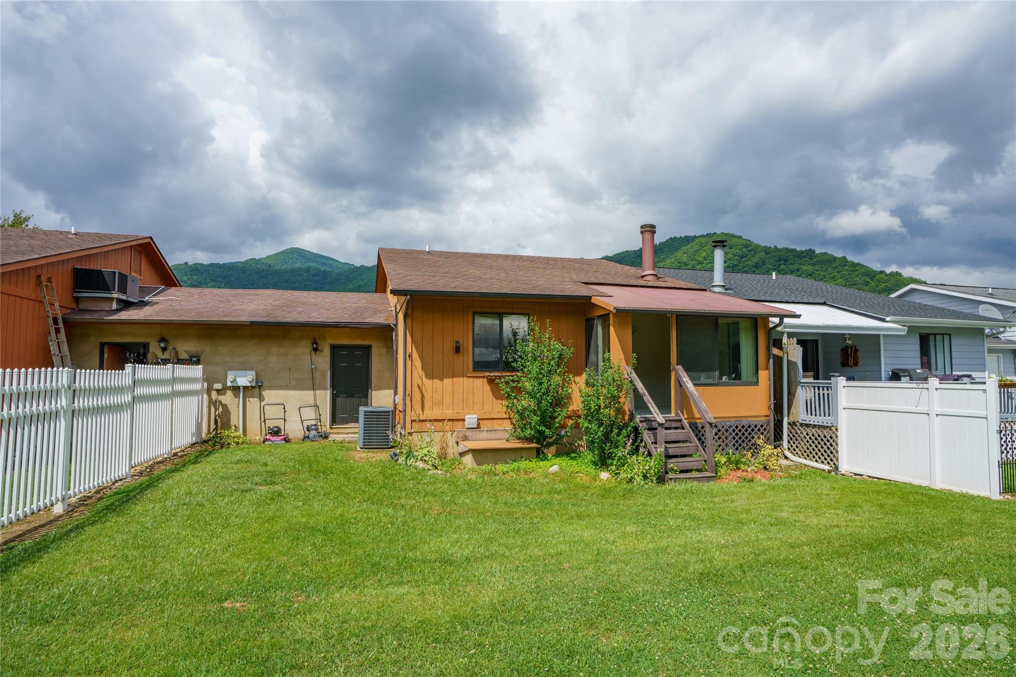 Village Glen - Residential