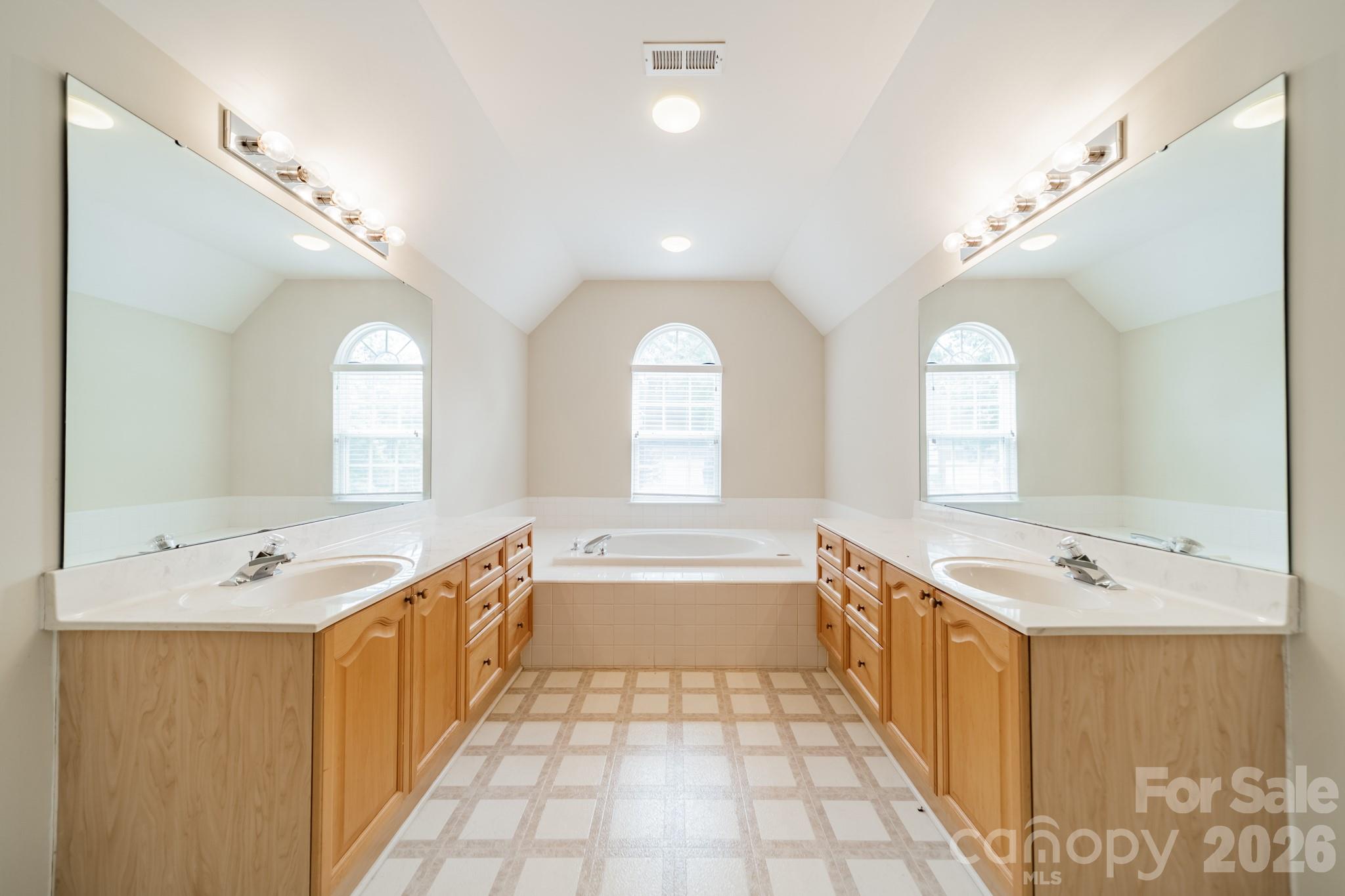 Kenilworth - Residential