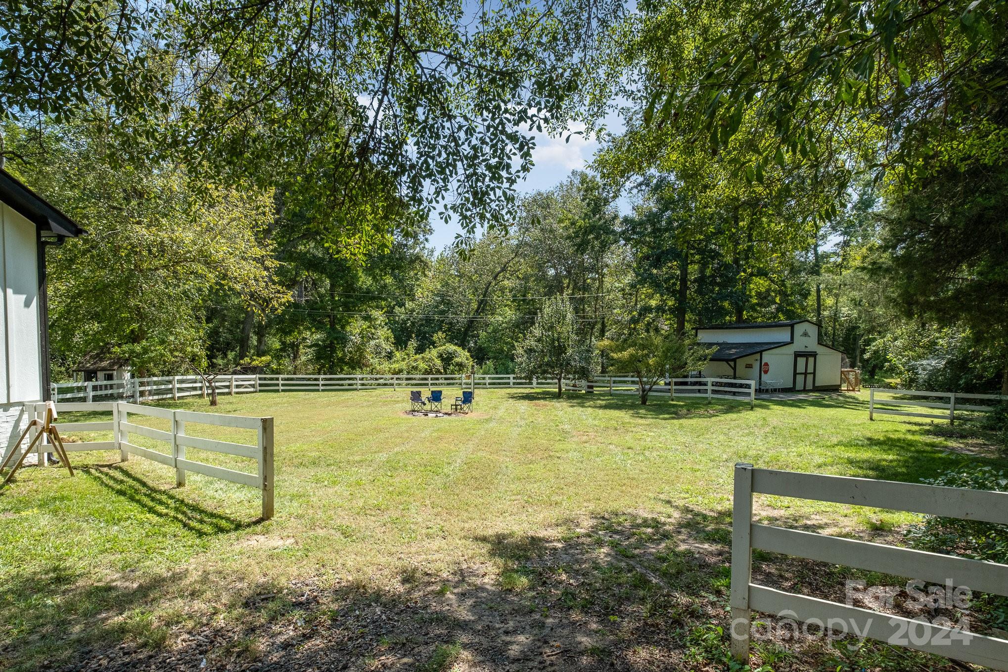 Black Horse Run - Residential