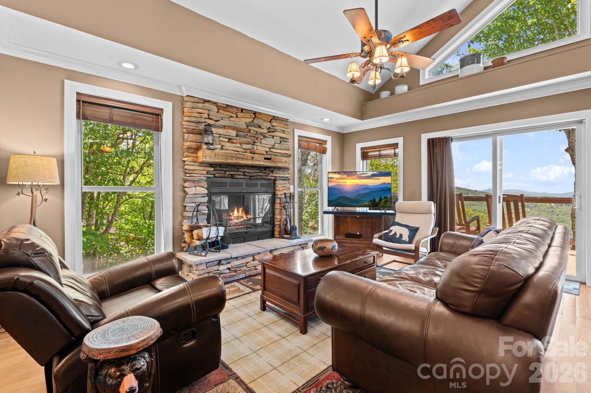 Pinnacle Ridge - Residential