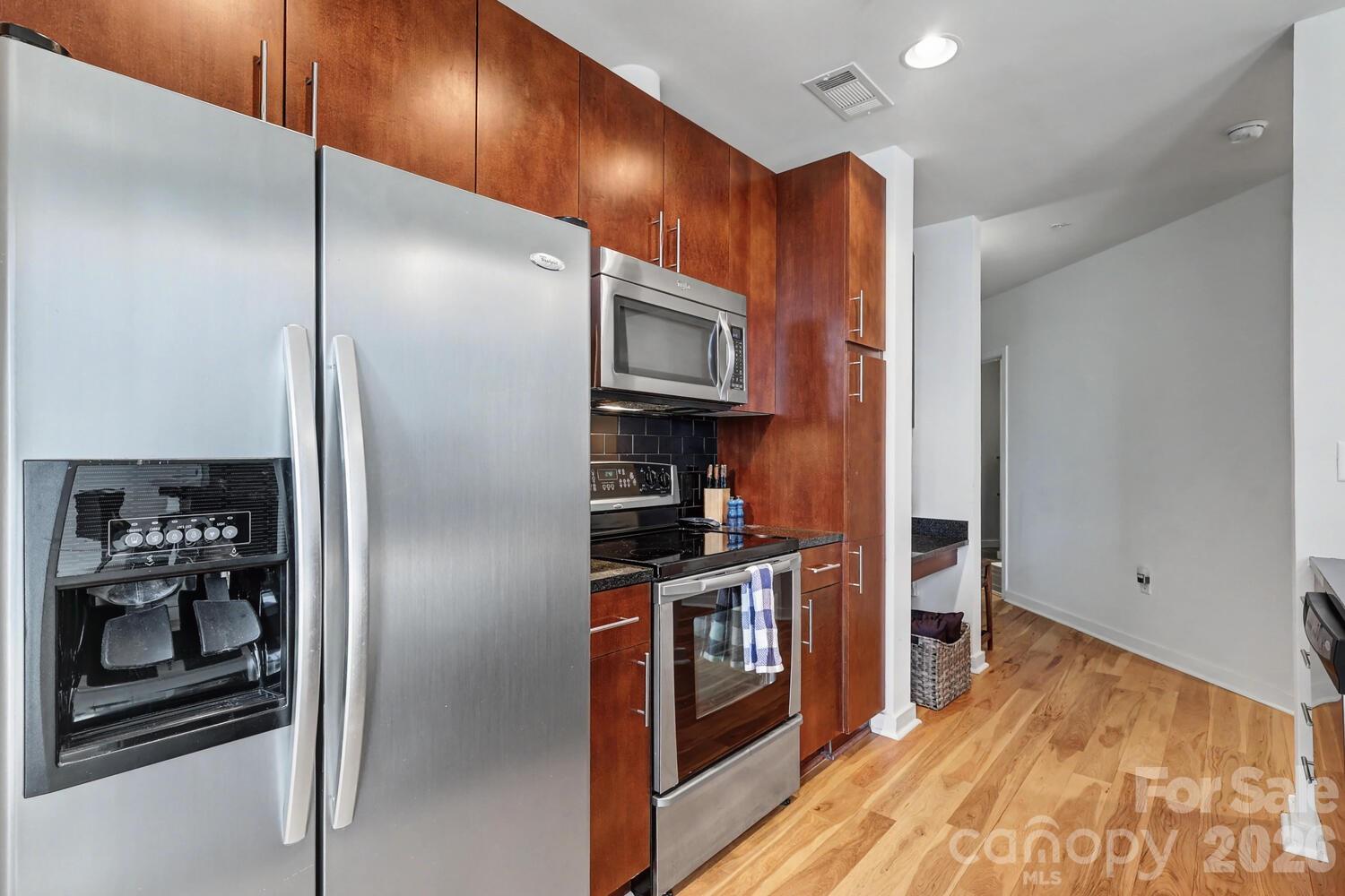 Avenue Condominiums - Residential