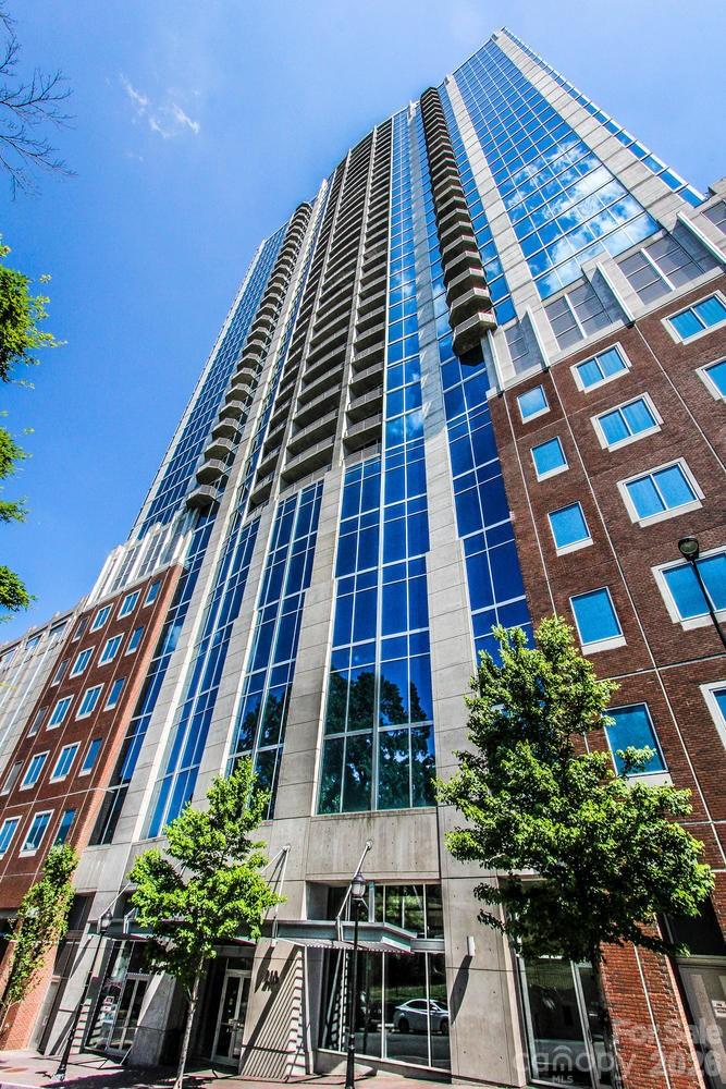 Exquisite city views from this highly sought after 2 bed 2 bath custom condo in The Avenue! Unit features upgraded hardwood floors throughout, 10 foot floor to ceiling windows, stainless steel appliances, granite countertops, built in closets in both bedrooms. Completely renovated primary bathroom with walk in tiled shower and dual vanities, second bathroom has newly tiled floors with soaking tub, electronic blinds.  Custom barn door to second bedroom and more!  Building Amenities include concierge, fitness center, salt water pool, club room to entertain, billiards, business center and more!