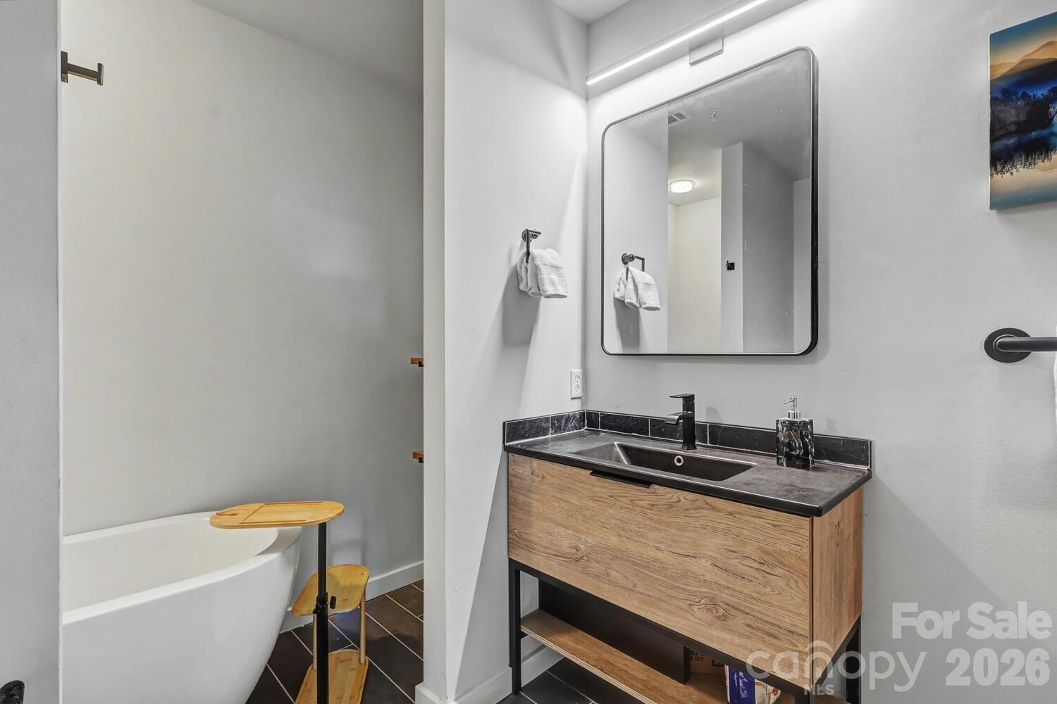 Avenue Condominiums - Residential