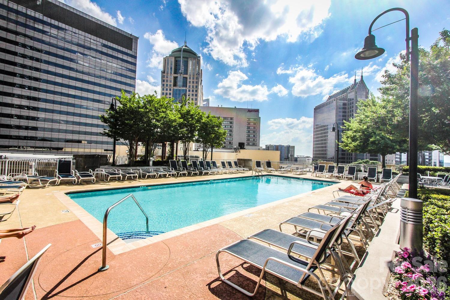Avenue Condominiums - Residential