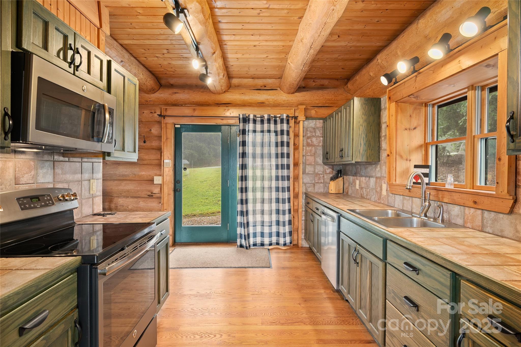 Yellowtop Mountain Estates - Residential