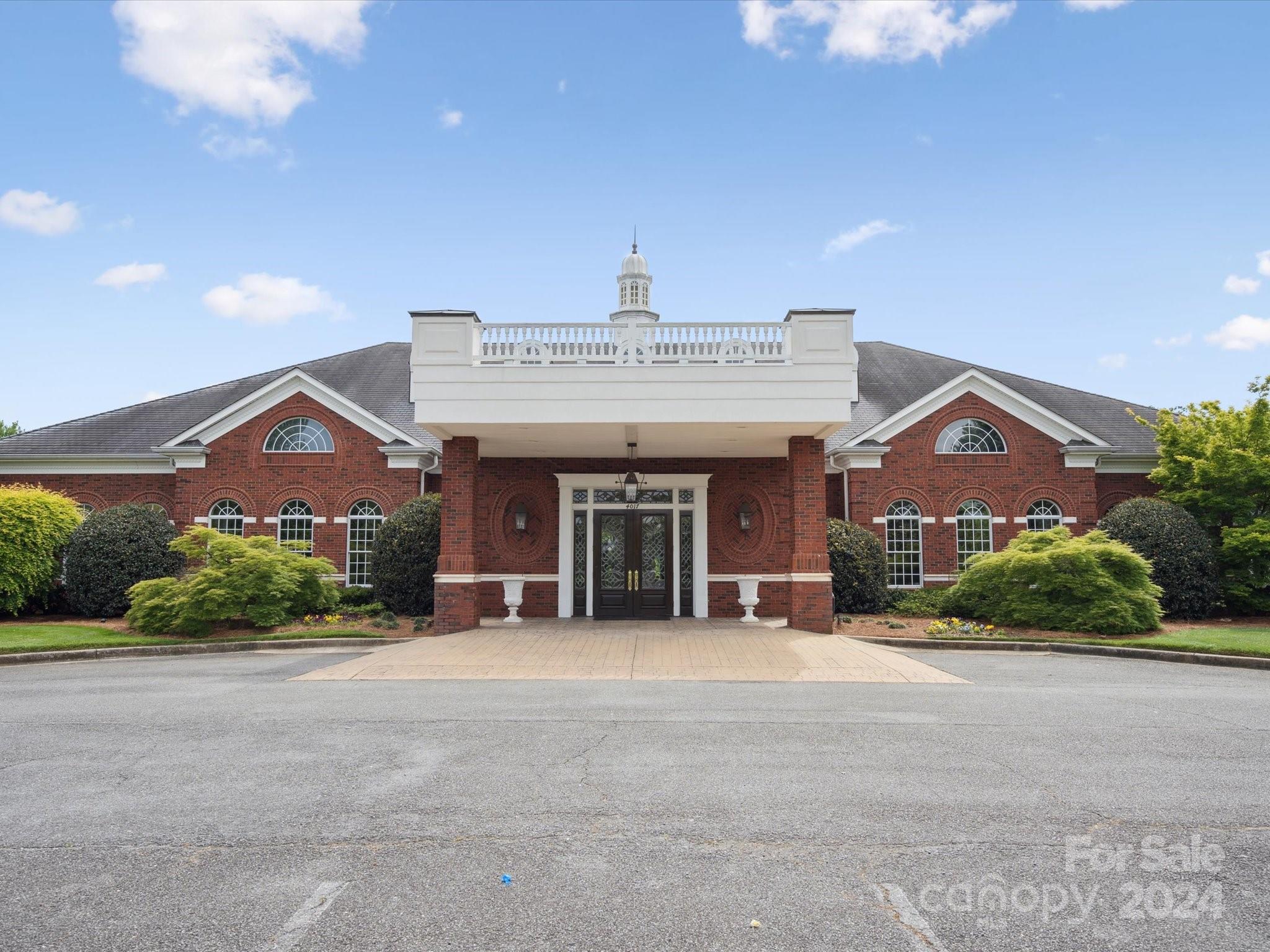 Laurel Creek - Residential