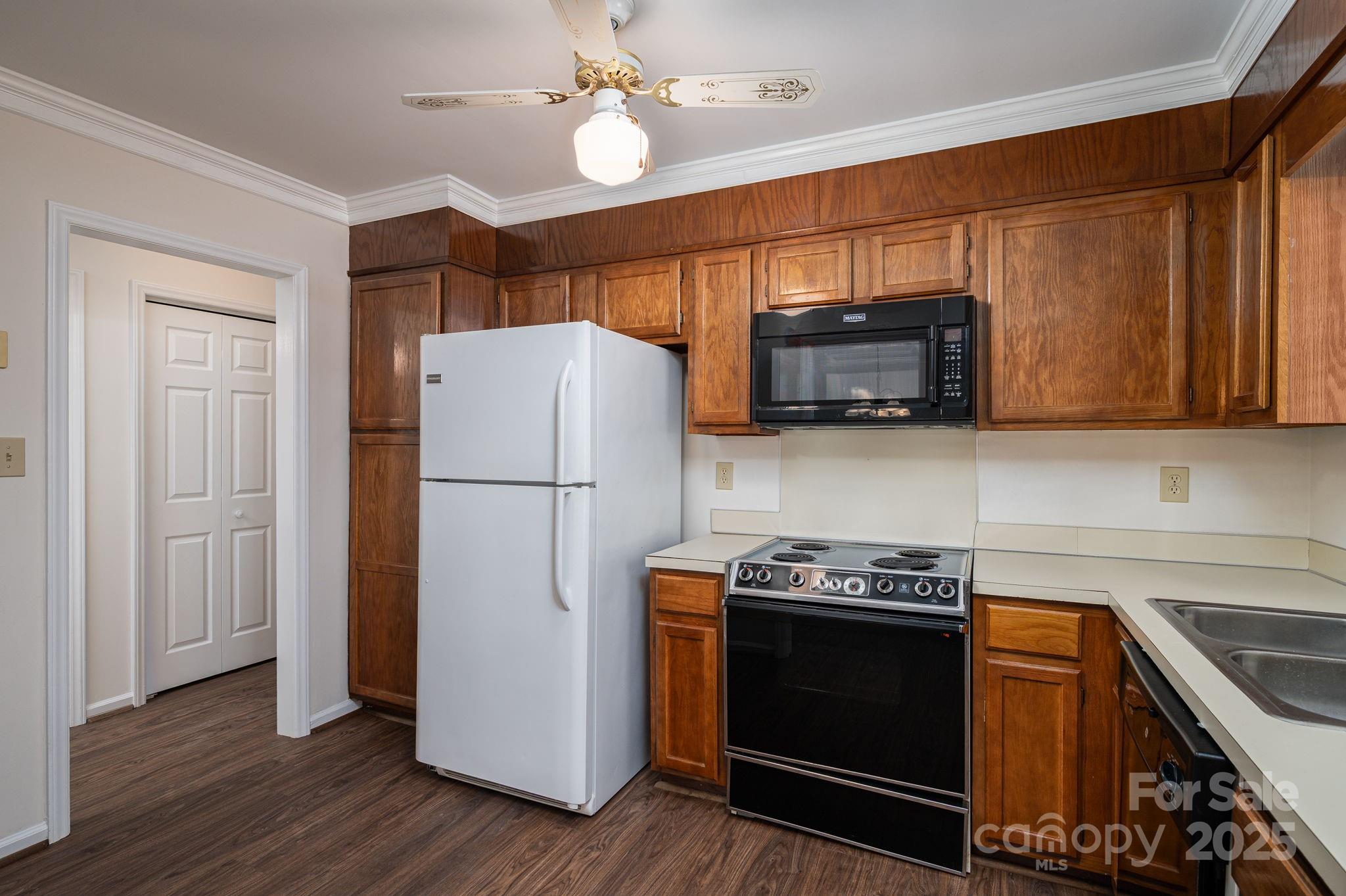 Regency Square - Residential