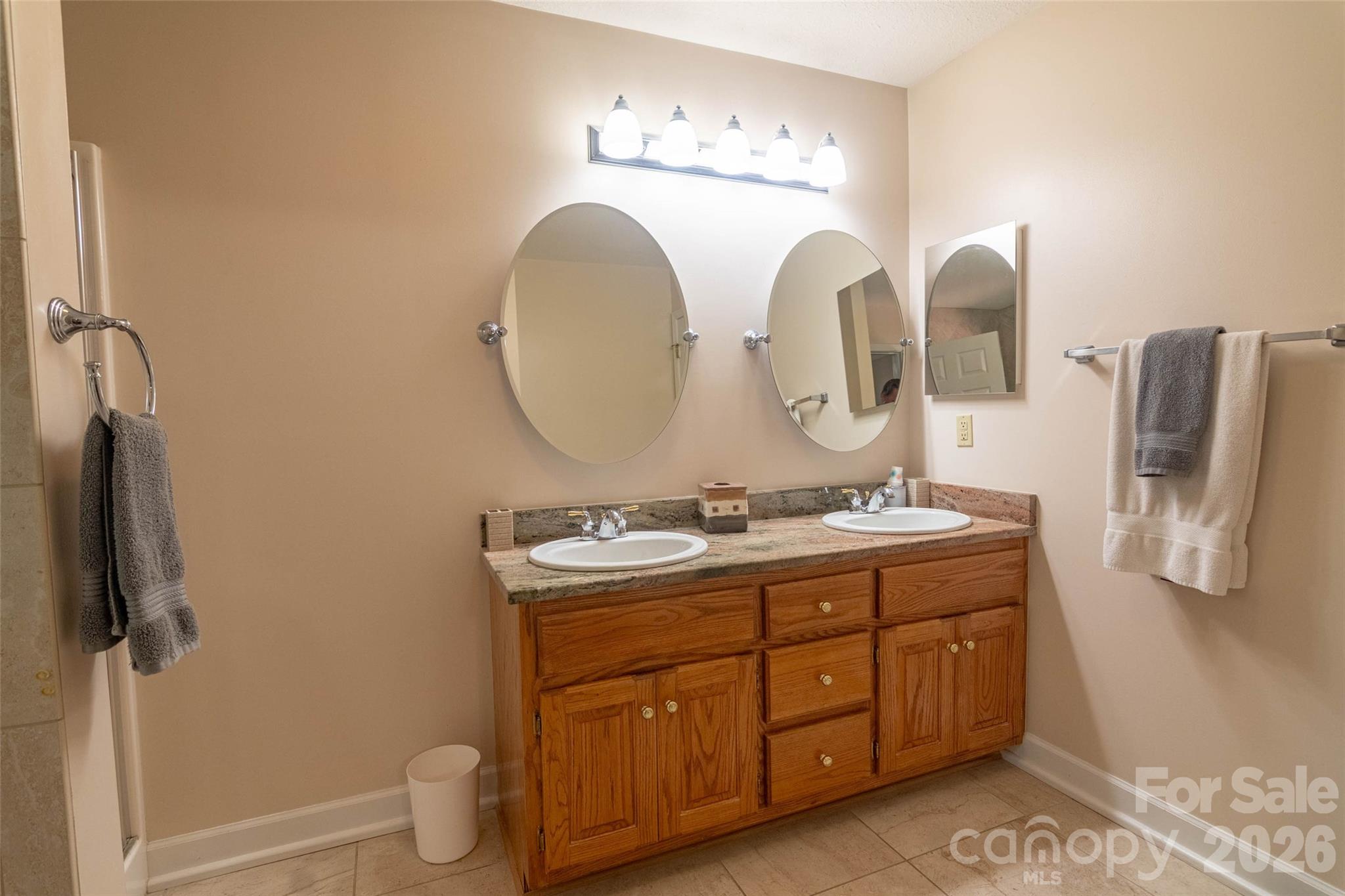 Meadowbrook Farms - Residential