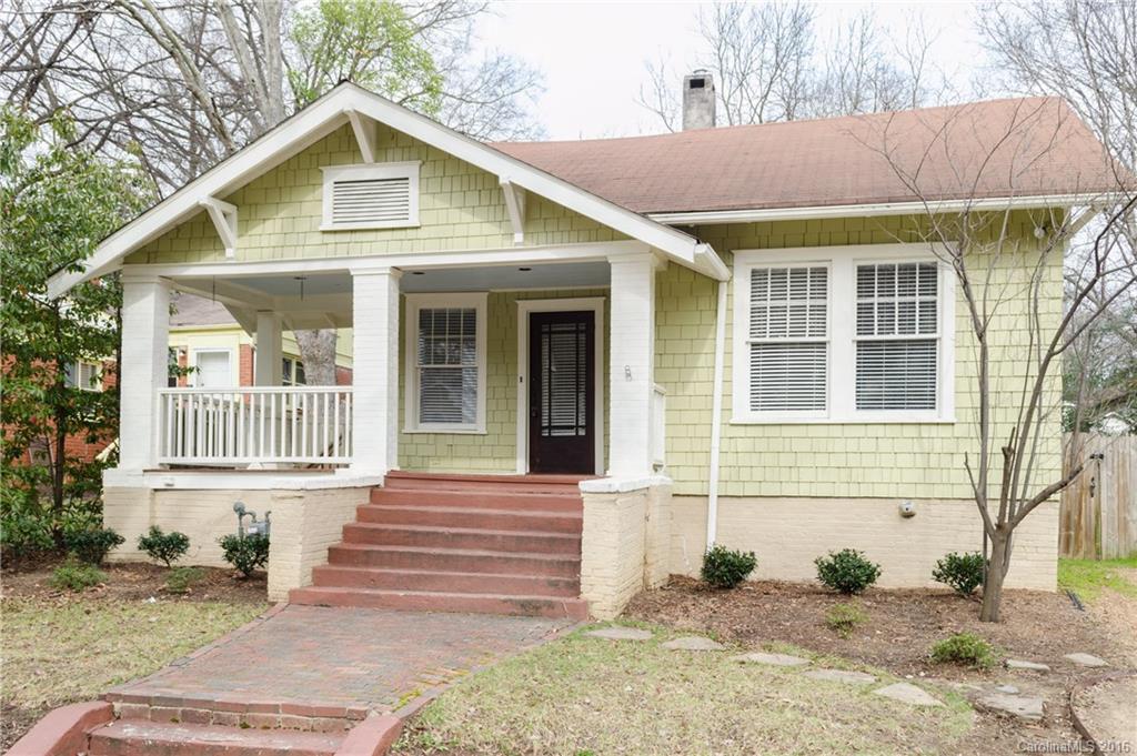 Walk To The Light Rail, Restaurants & Shops in the Heart of Dilworth from this Charming Bungalow.  Fully Updated & Move In Ready.  Lovely Patio in the Back Yard with Privacy Fence.