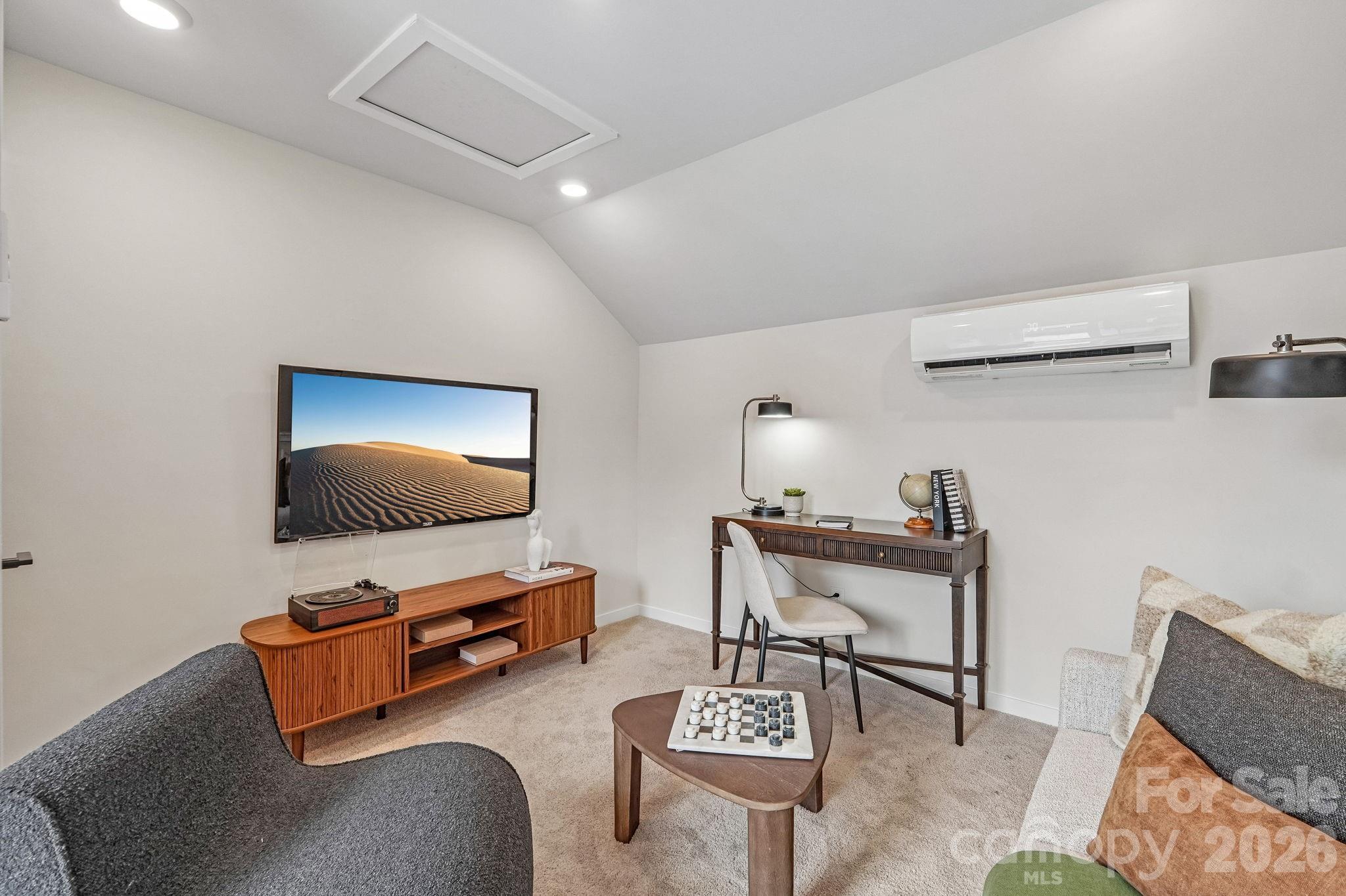 Anderson Street Townhomes - Residential