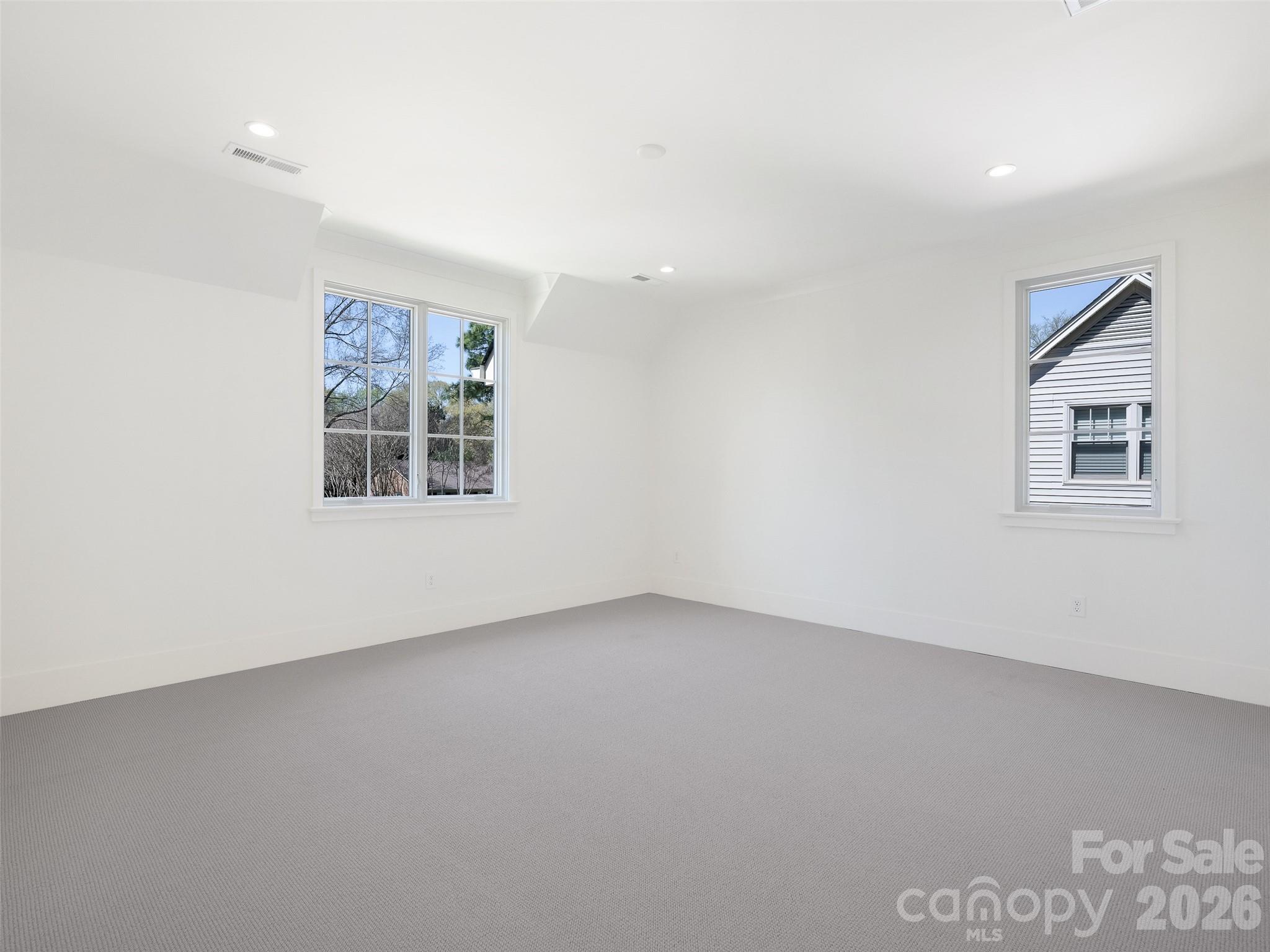 Lansdowne - Residential