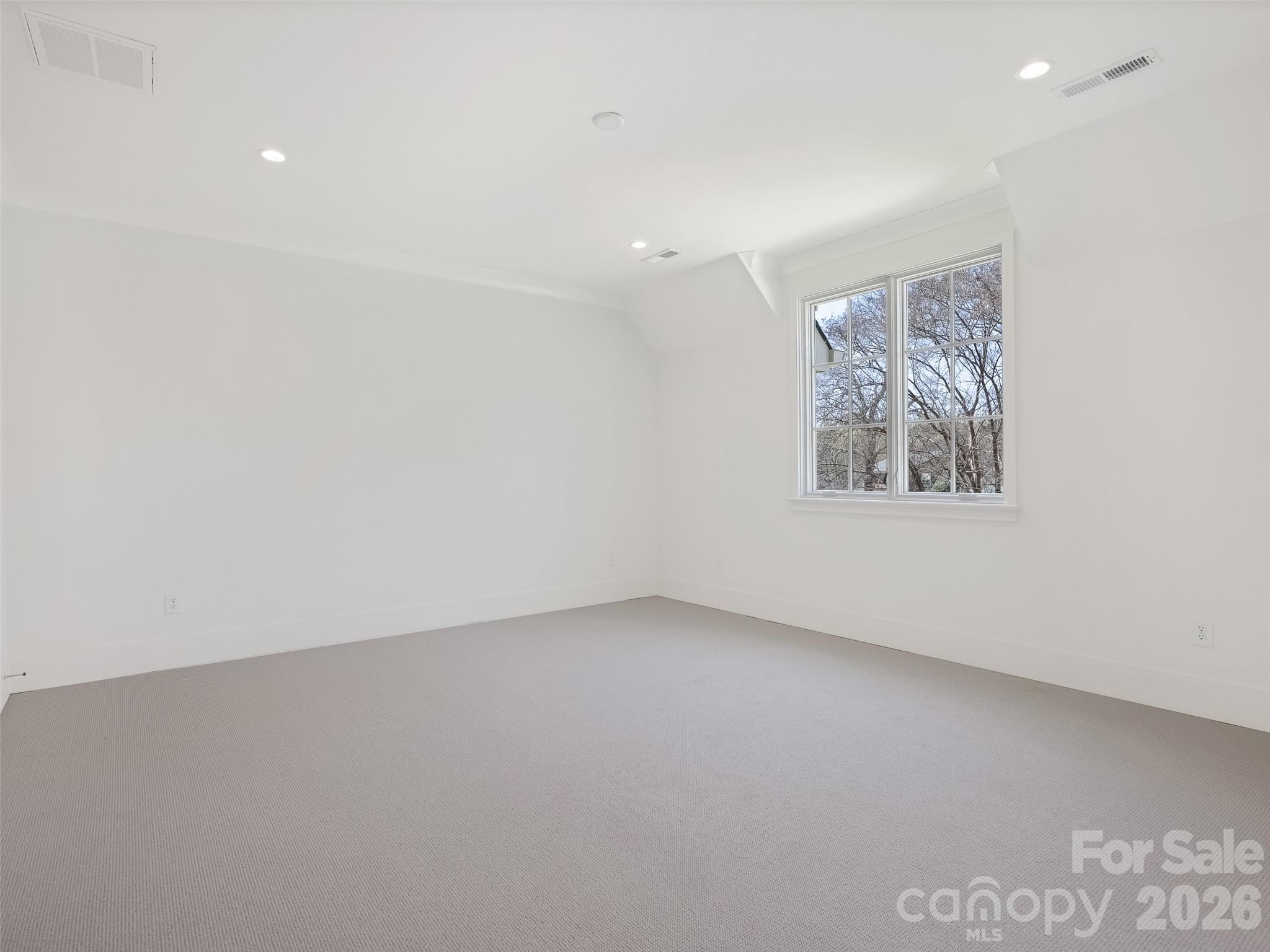 Lansdowne - Residential