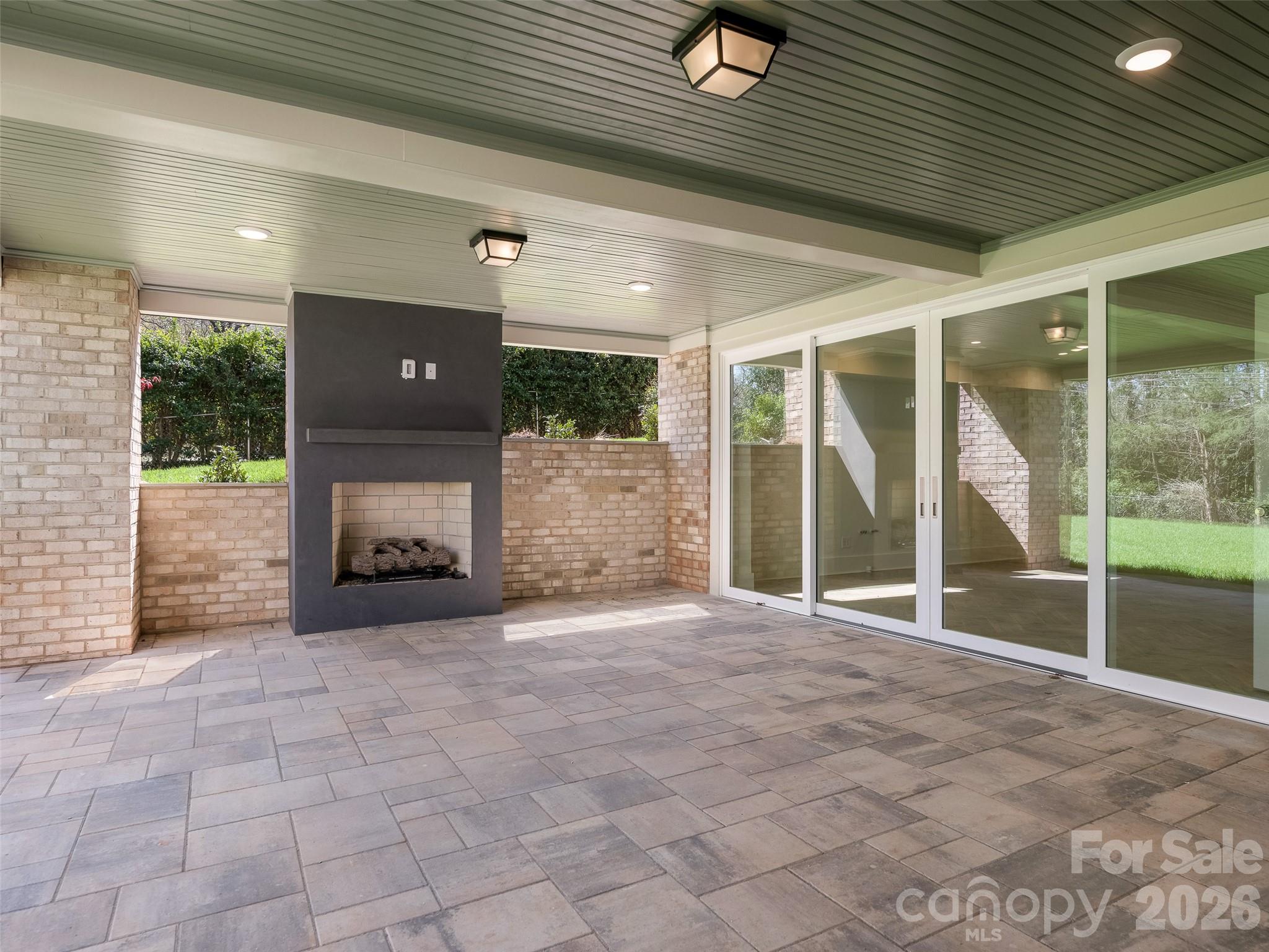 Lansdowne - Residential