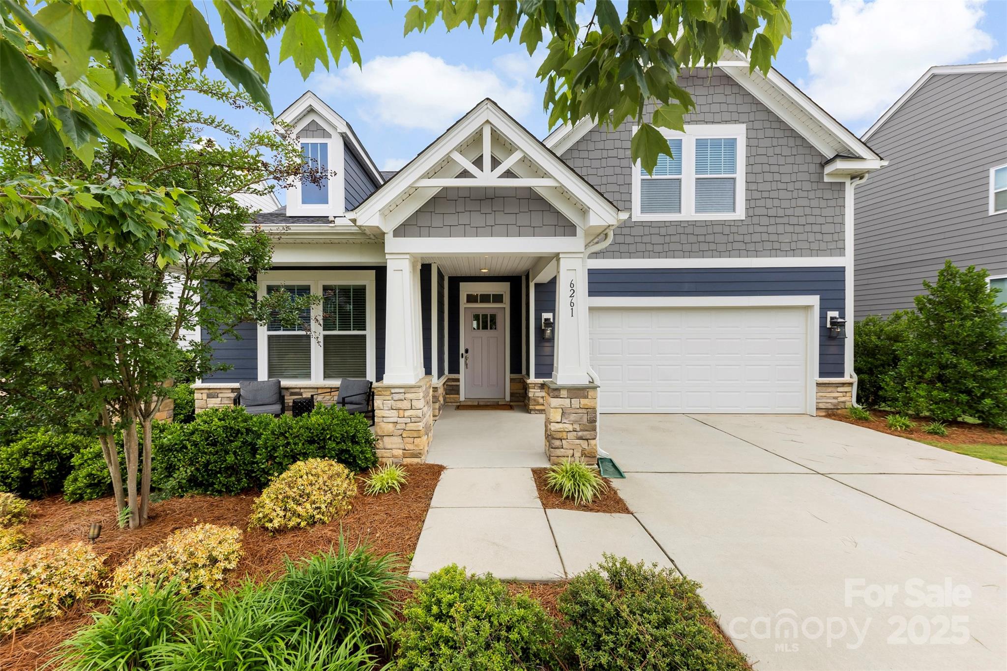 Welcome to 6261 Six String Court, a rare find in the sought-after Masons Bend community along the scenic Catawba River in Fort Mill, SC. This well-maintained home features a hard-to-find 3-bedroom layout with two bedrooms on the main level, including the primary suite, and a third bedroom, full bath, and bonus loft upstairs—ideal for guests or a home office.

Situated on a quiet cul-de-sac street, the home includes year-round permanent uplighting and customizable holiday lights controlled by an app for seasonal celebrations.

Just a short walk to Kings Town Elementary, you’ll love the amenity-rich lifestyle with two pools, clubhouse, fitness center, scenic trails, sidewalk-lined streets, and fun-filled golf cart parades. All just minutes from I-77, shopping, and dining. Don’t miss this opportunity in one of Fort Mill’s most vibrant neighborhoods!