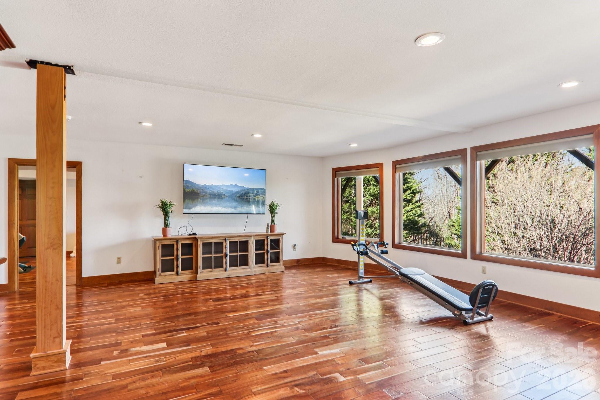 Eagle Lake - Residential