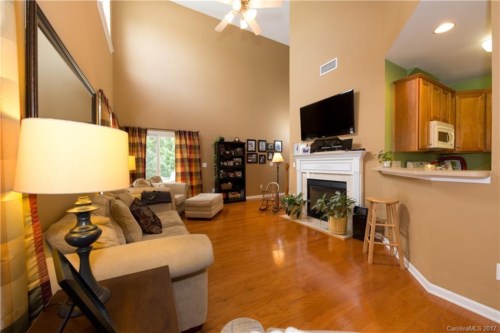 Ridge Pointe - Residential