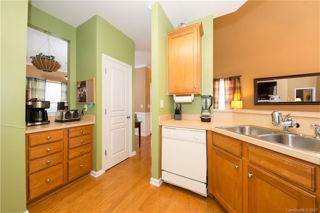 Ridge Pointe - Residential