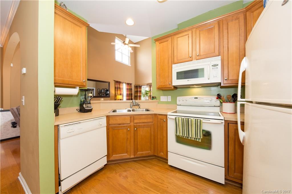 Ridge Pointe - Residential