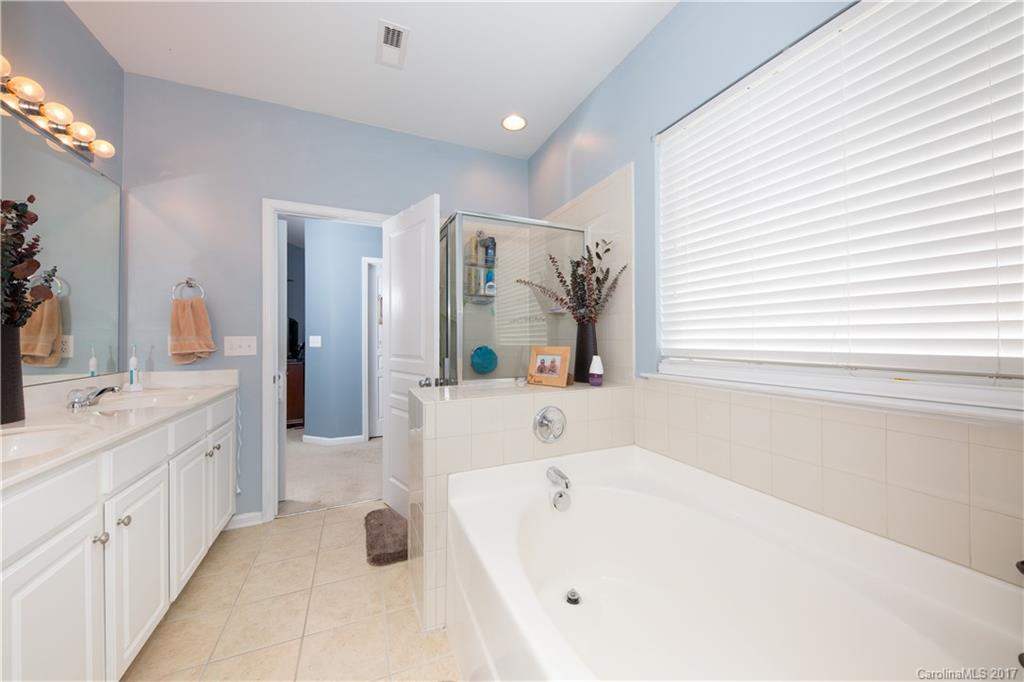 Ridge Pointe - Residential