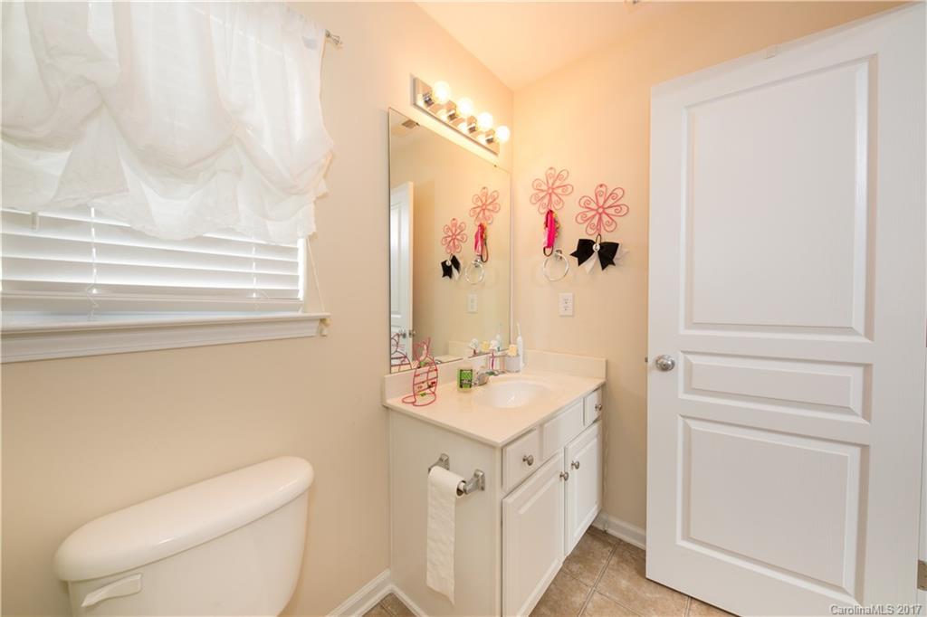 Ridge Pointe - Residential