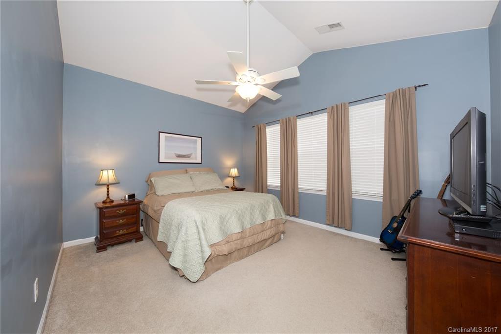 Ridge Pointe - Residential