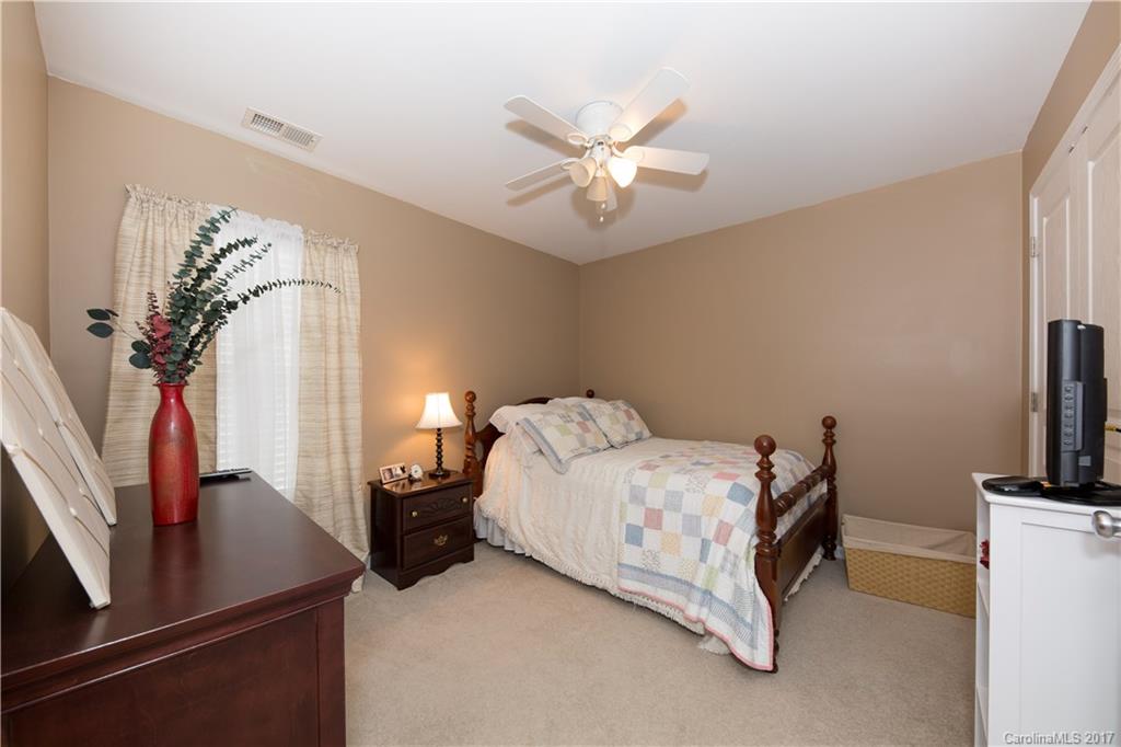 Ridge Pointe - Residential