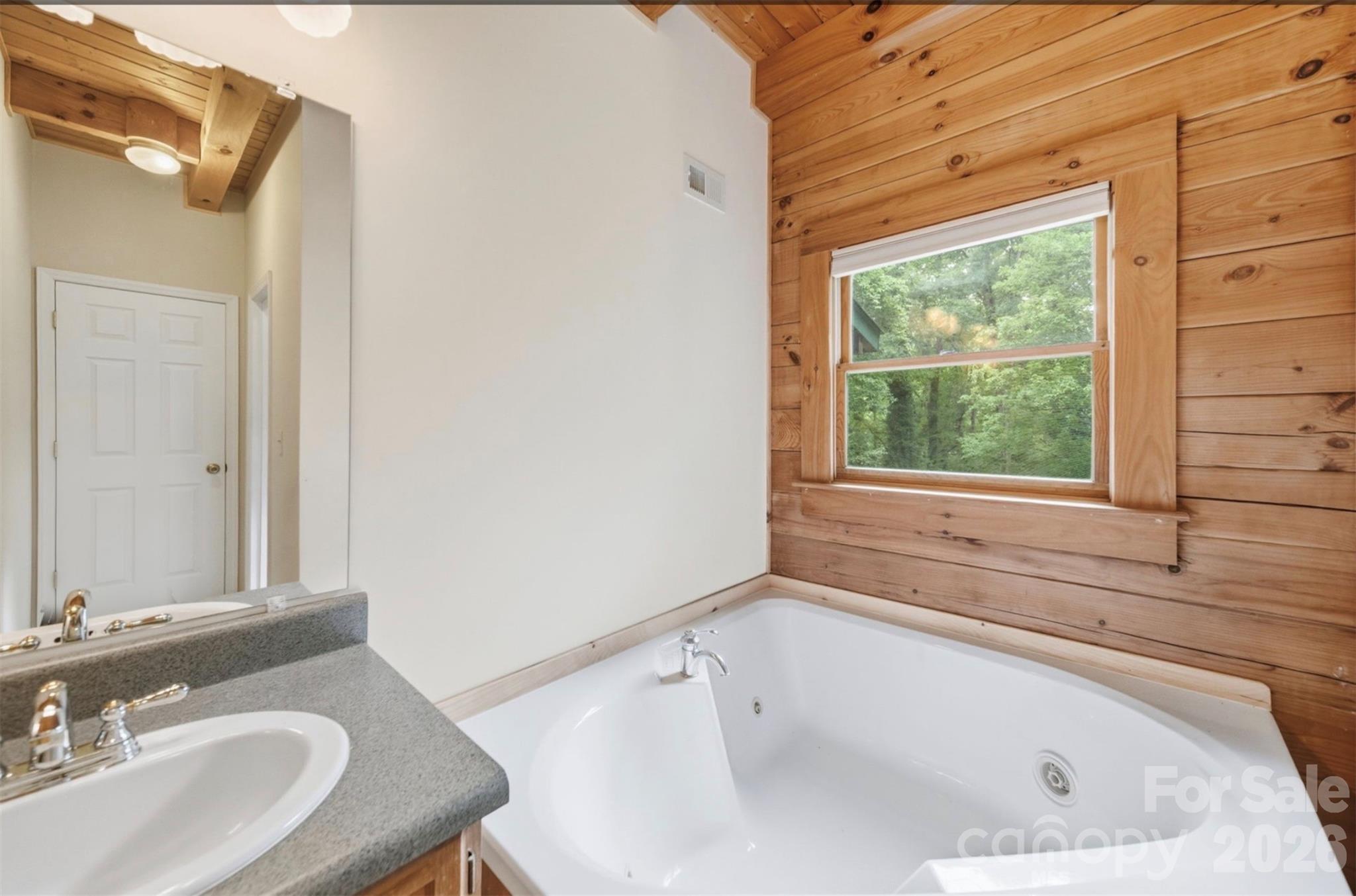 Mountain Oak - Residential